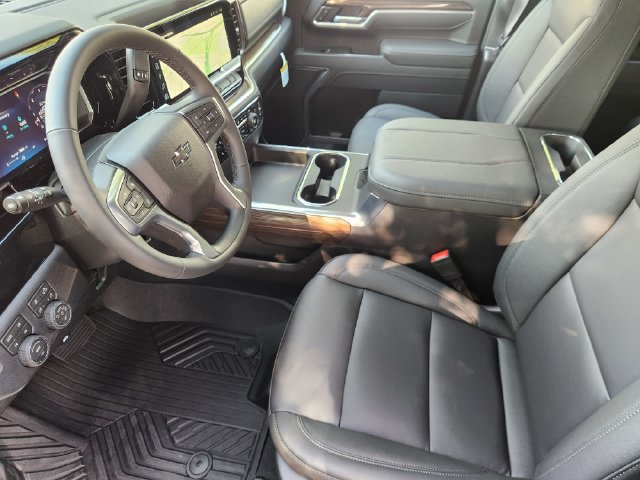 New 2026 Chevrolet Silverado 2500 LT w/ Trail Boss Package AWD/4WD image 4