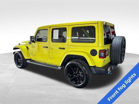 Used 2023 Jeep Wrangler Unlimited Sahara w/ Cold Weather Group AWD/4WD image 7