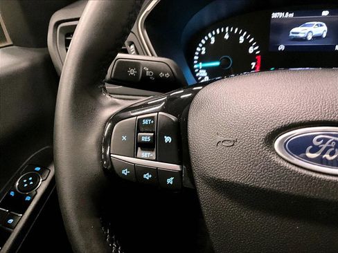 Used 2022 Ford Escape SE w/ Cold Weather Package image 22