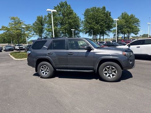 Used 2019 Toyota 4Runner TRD Off-Road Premium AWD/4WD image 8