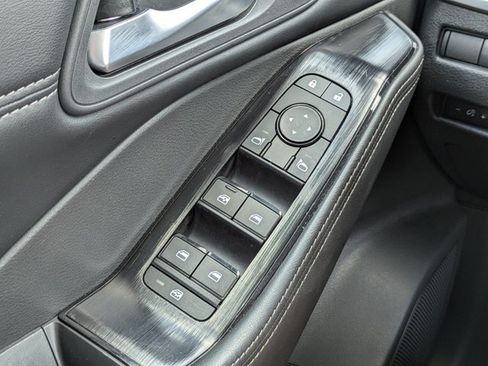 Certified 2026 Nissan Rogue SV w/ SV Premium Package FWD image 26
