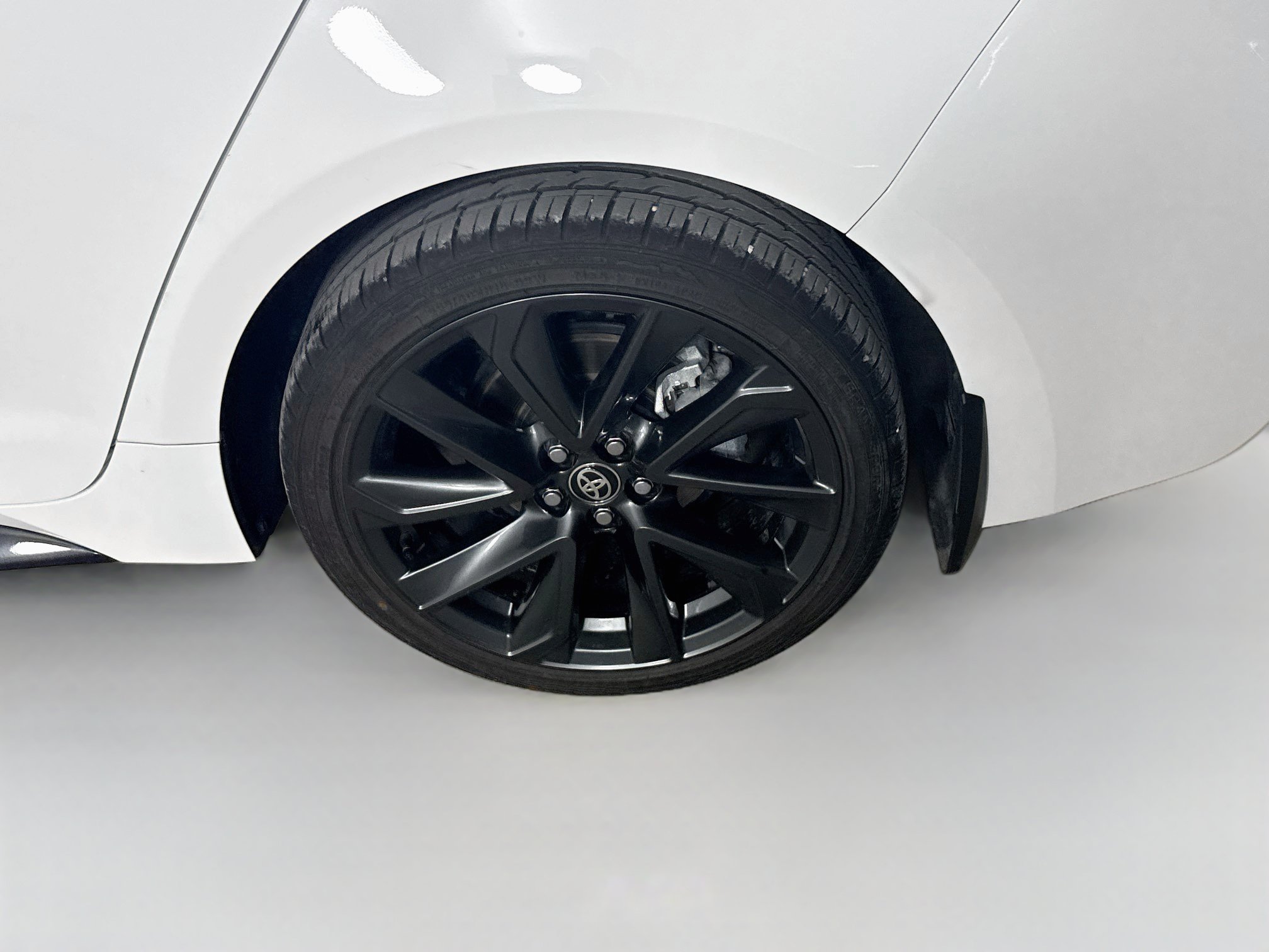 Used 2026 Toyota Corolla SE FWD image 35