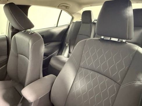 Used 2026 Toyota Corolla LE image 31