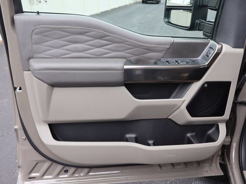 New 2026 Ford F350 Platinum w/ Platinum Plus Package AWD/4WD image 27