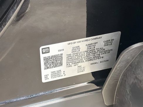 Used 2025 Chevrolet TrailBlazer LT AWD/4WD image 30