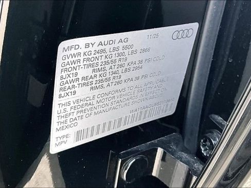 New 2025 Audi Q5 2.0T Premium image 13