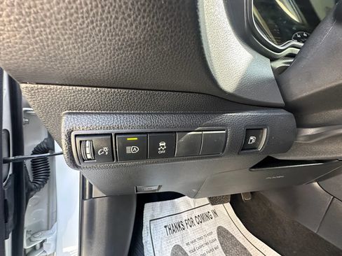 Used 2025 Toyota Corolla SE FWD image 29