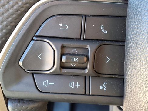 Used 2024 Toyota Tacoma TRD Sport image 30