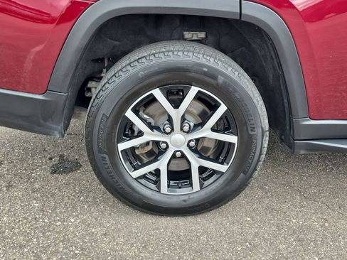 Used 2023 Jeep Grand Cherokee L Limited AWD/4WD image 13