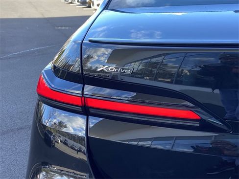 Certified 2025 BMW 740i xDrive w/ Executive Package image 36