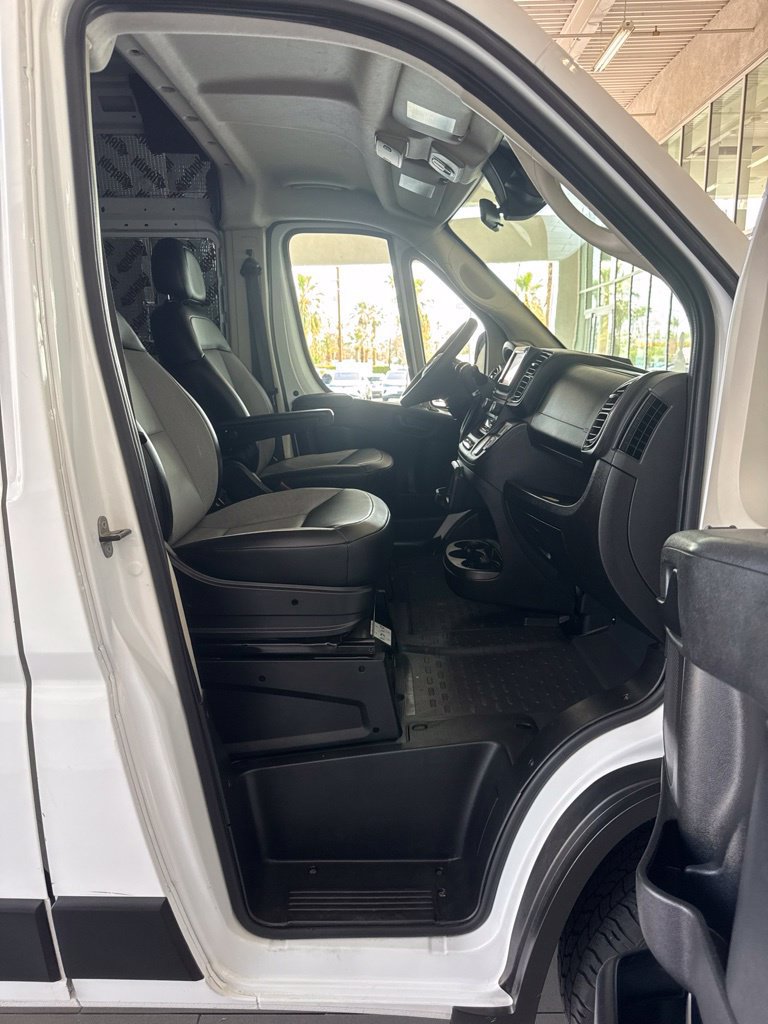 Used 2022 RAM ProMaster 2500 w/ Driver Convenience Group FWD image 7