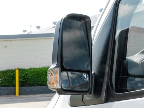 Used 2021 Mercedes-Benz Sprinter 3500 image 32