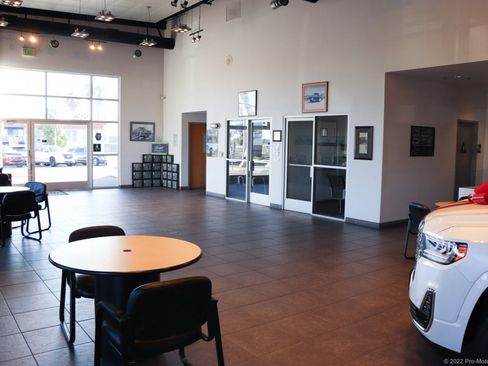 Used 2021 RAM 2500 Big Horn w/ Level 2 Equipment Group image 42