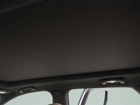 Used 2018 Cadillac XT5 Luxury image 9