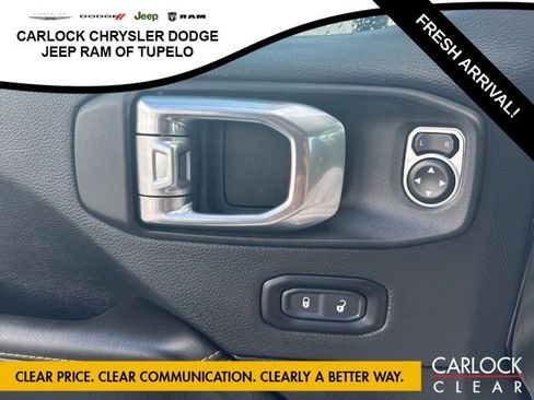 Used 2025 Jeep Wrangler Sahara w/ Safety Group image 11