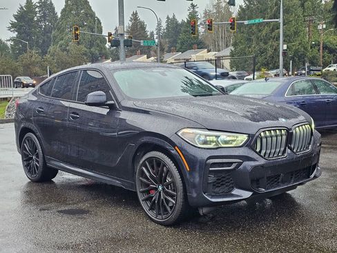 Used 2022 BMW X6 M50i w/ Executive Package image 3