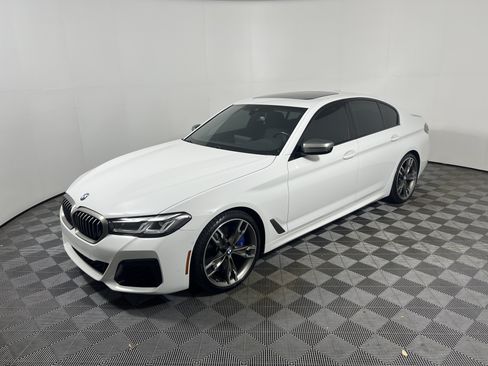 Used 2022 BMW M550i xDrive AWD/4WD image 9