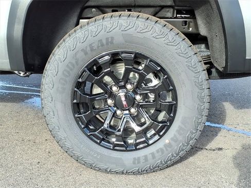 New 2026 GMC Canyon Elevation image 9