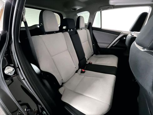 Used 2017 Toyota RAV4 XLE image 20