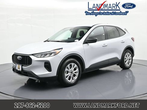 Certified 2025 Ford Escape Active FWD image 1