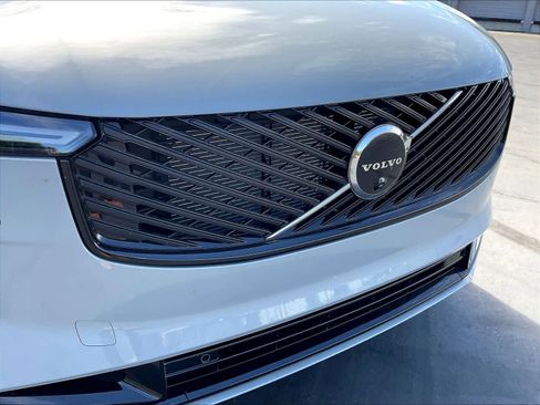 New 2026 Volvo XC90 T8 Ultra w/ Lounge Package AWD/4WD image 34