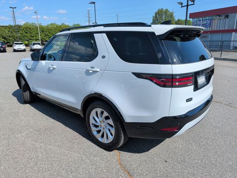 Used 2022 Land Rover Discovery S R-Dynamic AWD/4WD image 5
