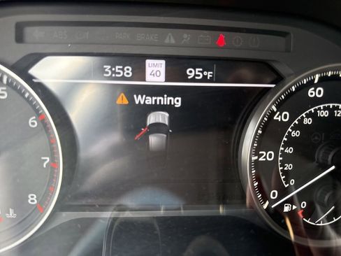 Used 2022 Mitsubishi Outlander SE image 17