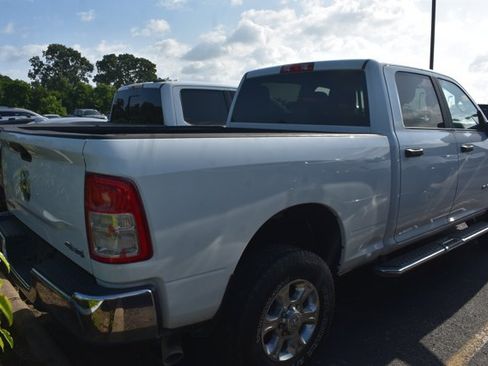 Used 2024 RAM 2500 Big Horn AWD/4WD image 5