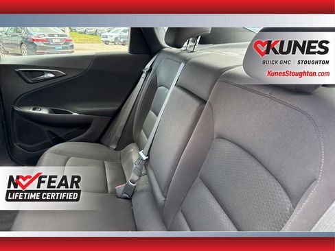 Used 2023 Chevrolet Malibu LT FWD image 36