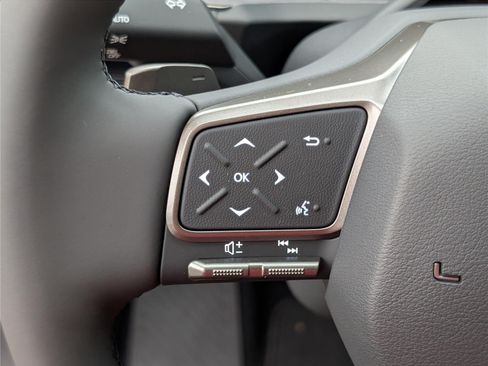 New 2026 Lexus ES 500e AWD/4WD image 17