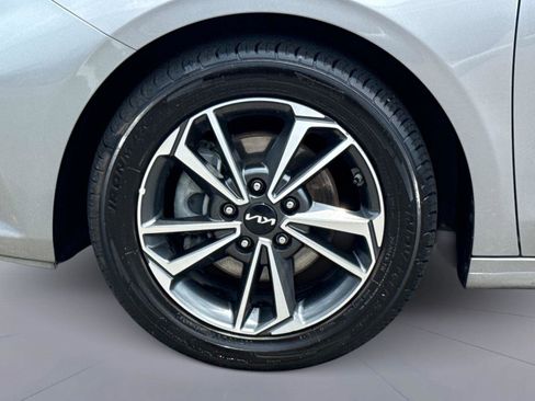 Used 2023 Kia Forte LXS FWD image 10