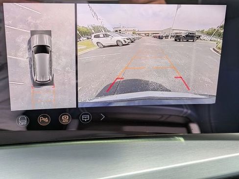 New 2026 Cadillac Vistiq Premium Luxury w/ LPO, Floor Liner Package image 23