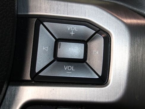 Used 2019 Ford F250 Platinum w/ Platinum Ultimate Package image 23