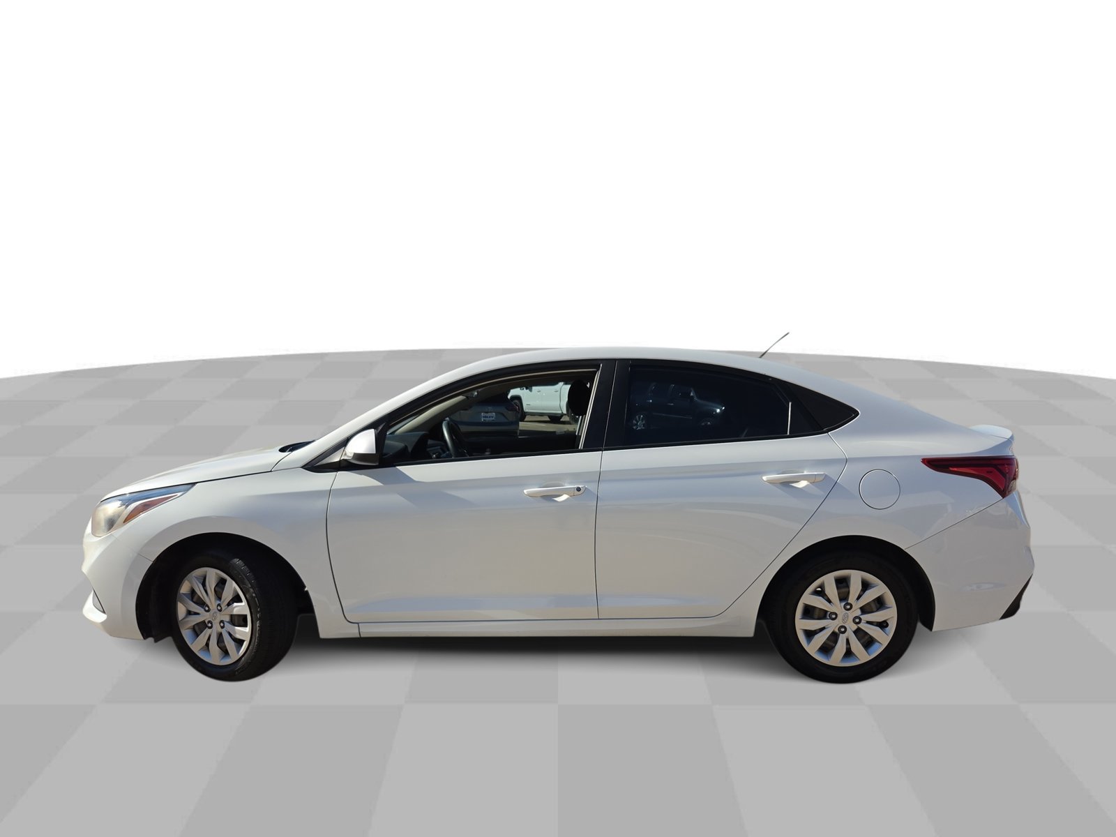 Used 2020 Hyundai Accent SE w/ Cargo Package FWD image 5