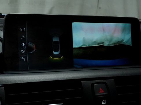 Used 2017 BMW M240i xDrive Convertible image 21