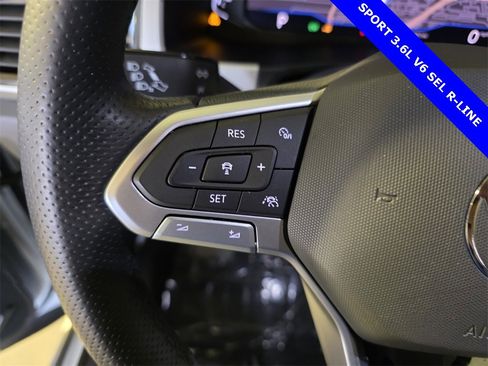 Used 2021 Volkswagen Atlas Cross Sport SEL R-Line image 21