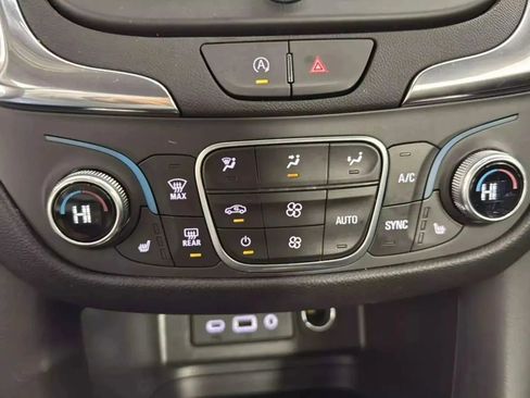 Used 2024 Chevrolet Equinox LT image 21