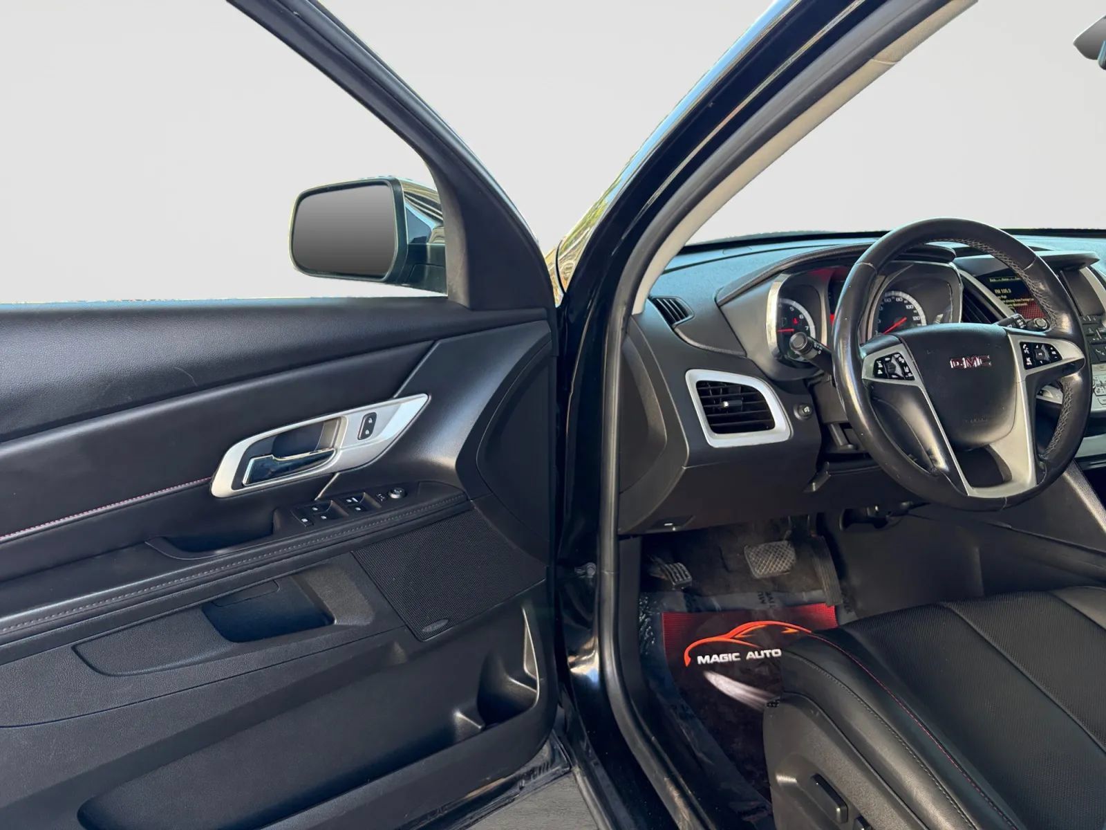 Used 2016 GMC Terrain SLT w/ Open Road Package AWD/4WD image 11