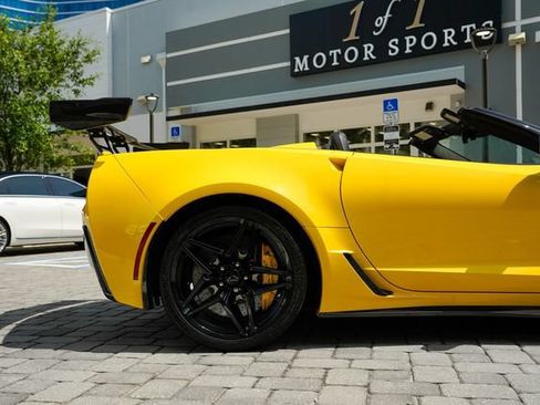 Used 2019 Chevrolet Corvette ZR1 RWD image 31