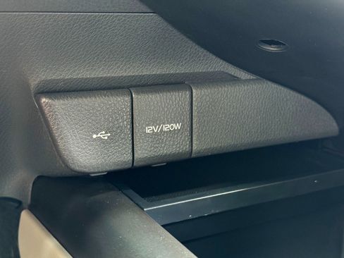 Used 2022 Toyota Camry LE FWD image 24