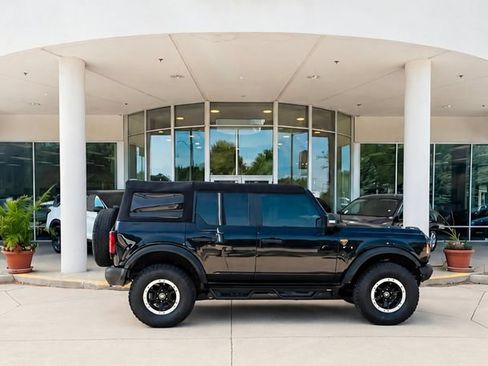 Certified 2021 Ford Bronco Badlands AWD/4WD image 1