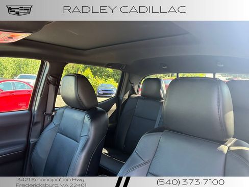 Used 2022 Toyota Tacoma TRD Sport w/ TRD Premium Sport Package AWD/4WD image 2
