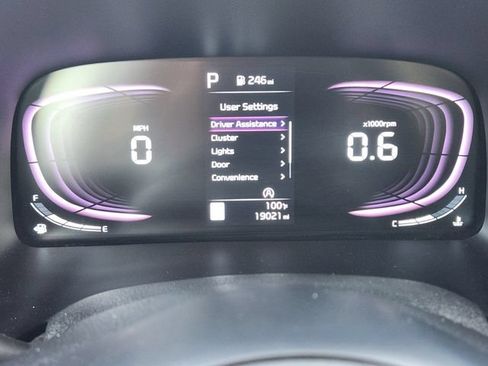 Certified 2025 Kia Soul LX w/ LX Technology Package FWD image 16