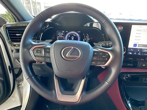 Used 2024 Lexus NX 350 AWD image 11