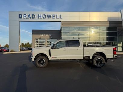 New 2025 Ford F350 Platinum w/ Tremor Off-Road Package