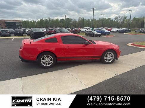 Used 2011 Ford Mustang Coupe w/ 101A Rapid Spec Order Code image 9