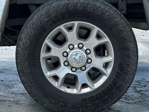 Used 2024 RAM 2500 Laramie image 3