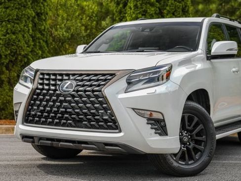 Used 2022 Lexus GX 460 w/ Black Line Special Edition AWD/4WD image 2