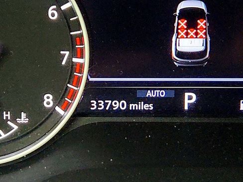 Used 2023 Nissan Pathfinder SL w/ SL Premium Package AWD/4WD image 15