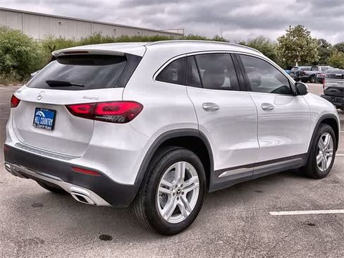 Used 2023 Mercedes-Benz GLA 250 4MATIC image 6